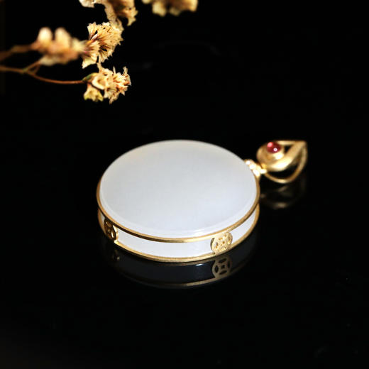 18K黄金和田玉（白玉）镶钻吊坠--明镜台   圆牌直径22mm 商品图1