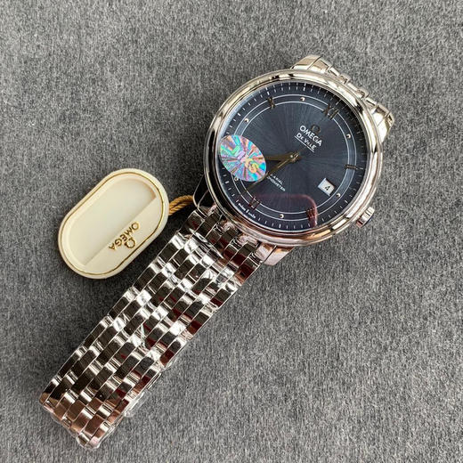 MKS欧米茄碟飞系列腕表。优雅纤薄的外表，搭配简约大方的设计，MKS抓住每一个细节，完美诠释原装优雅商务的经典魅力 商品图8