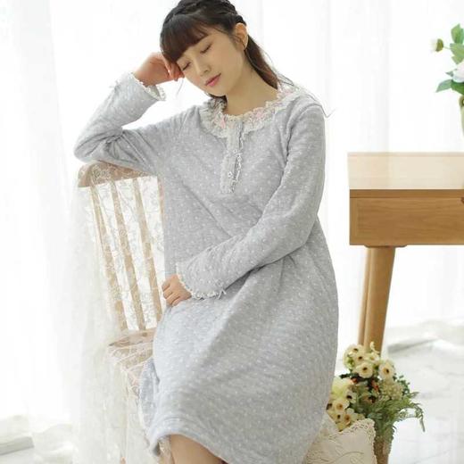 奢美蕾丝女士秋冬长袍（灰色） 商品图0