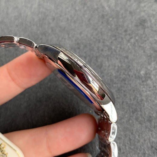 MKS欧米茄碟飞系列腕表。优雅纤薄的外表，搭配简约大方的设计，MKS抓住每一个细节，完美诠释原装优雅商务的经典魅力 商品图4