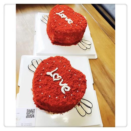     爱心红丝绒蛋糕 奶油翅膀所有奶油蛋糕胚都可以替换为红丝绒 如需更换请联系客服修改订单价格  商品图0