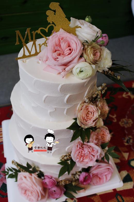 下单前请仔细阅读商品详情 鲜花蛋糕 多层  如需增加或者修改文字 请下单备注 商品图2