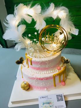 双层 皇冠羽毛 下单前请仔细阅读商品详情  如需增加或修改文字 请下单备注 