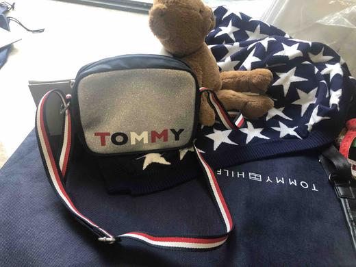 Tommy女款斜挎休闲时尚小包 商品图0