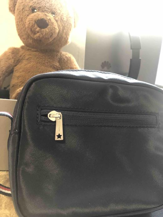 Tommy女款斜挎休闲时尚小包 商品图3
