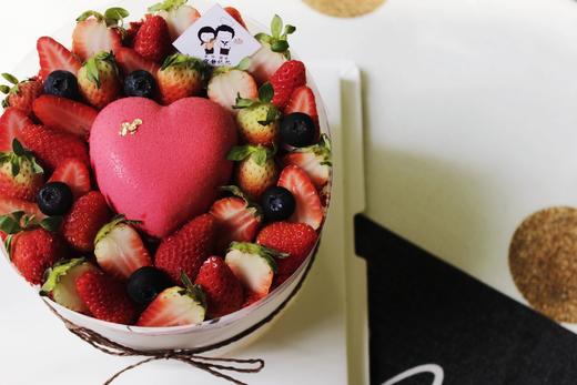 情侣 爱心慕斯奶油蛋糕 下单前请仔细阅读商品详情   如需增加或修改文字  请下单备注 商品图1