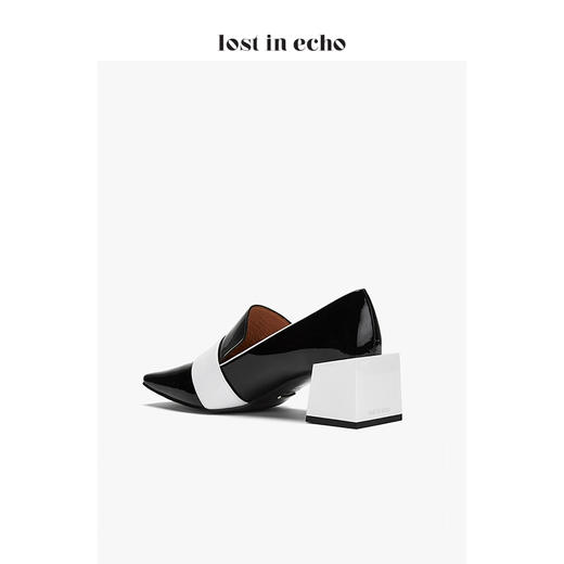 lost in echo2020秋季上新方头扣饰乐福鞋 黑色时尚漆皮方跟女鞋 商品图4