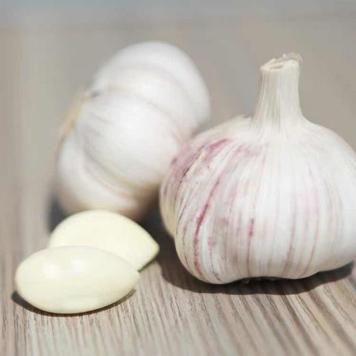 2斤起售（特价7元/斤）山东优质大蒜蒜味十足蒜至十足 商品图1