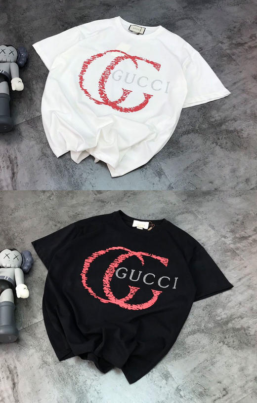 点此购买 GUCCI男女款斑驳烫钻短袖t恤 爷137767 商品图0