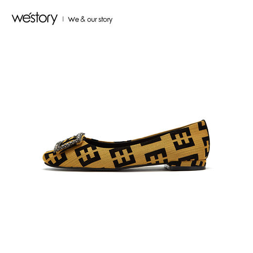 westory2019新款钻扣浅口单鞋女平底字母印花简约优雅W29AE50841 商品图2