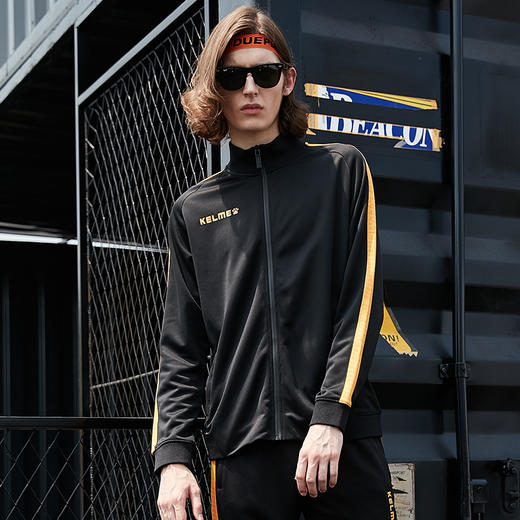 KELME 卡尔美 男士运动外套复古串标休闲立领跑步外套针织卫衣 商品图0
