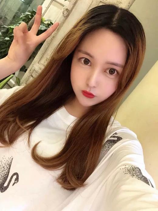 点此购买 满印施华洛世奇水钻天鹅短袖T恤 ks138057 商品图8