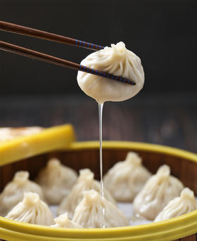 金元宝小笼汤包
