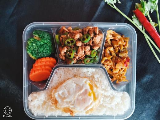 套餐：青椒炒鸡 商品图0