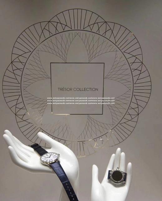 WWF欧mi茄碟飞系列，正品开模保证所有细节复原正品，所有配件%100与正品通用，美洲鳄鱼皮带，瑞士原装机芯，施华诺钻石，女士腕表，皮表带，石英机芯，密底。 商品图11