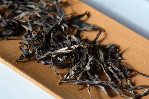 【私藏限量】爱茶人心头好的藤条型古树散茶.2019年头春（125克） 商品图1