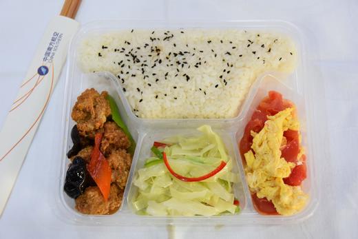 红烧丸子拼番茄鸡蛋饭 商品图0