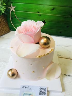 鲜花蛋糕 ins 简约 粉色玫瑰 下单前请仔细阅读商品详情 如需增加或修改文字 请下单备注