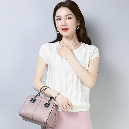 PY-39802       春夏季新款女式针织衫圆领套头短袖T恤纯色修身短款百搭打底衫 商品图4