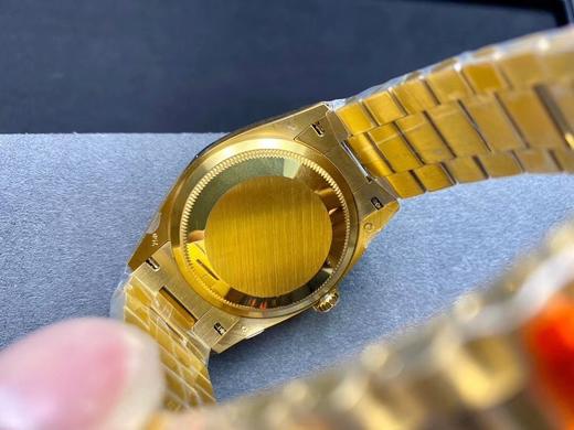 N Factory最新力作V2升级版 劳力士Rolex星期日志型36终极版 搭载原版3255自动机械机芯128238系列腕表，36毫米直径，研发耗时16个月！原版1比1开模。重点升级了以下几个要点： 商品图10