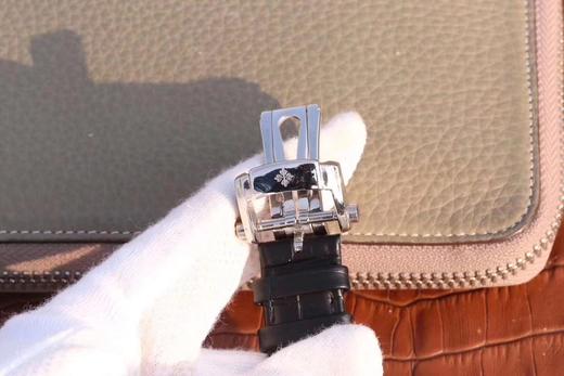 🔥N荐表【高品质版本】百达翡丽运动系列（鹦鹉螺）5724（霸道总裁）升级版。所有功能同正品（10字位动能显示 7字位日历和月相 4字位小秒针），和原装一样的带水平压纹图案，带荧光刻度 ，40mm 商品图10