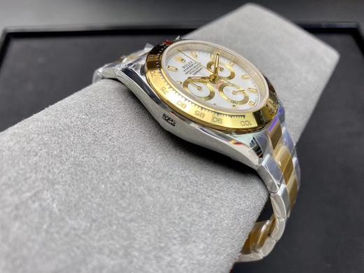 TW 新款蚝式恒动宇宙计时型迪通拿 904L钢腕表 这项设计最新设计将高科技与非凡美共冶一炉。【表壳】尺寸40Mm，蚝式表壳保证防水100米，表壳以整块实心904L钢造而成。【镜面】镜面以蓝宝水晶制造 商品图12