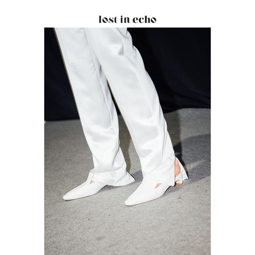 lost in echo * YOEYYOU 设计师女鞋 小方头后袢带单鞋 商品图0