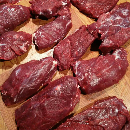 【吃皇竹草长大的奶香牛肉】青田500米高山独立环境慢养3年出栏 商品图0