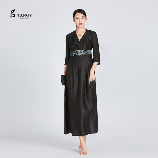 TANGY Collection天意莨绸绣花礼服裙 商品图0