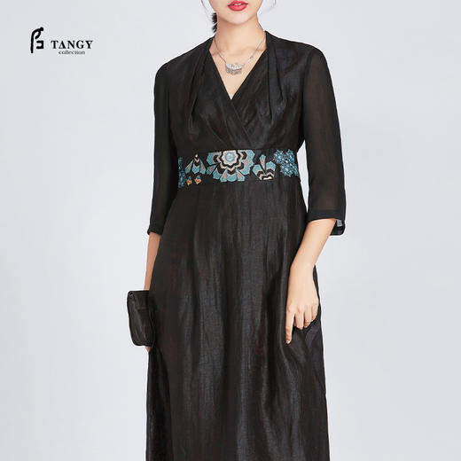 TANGY Collection天意莨绸绣花礼服裙 商品图2