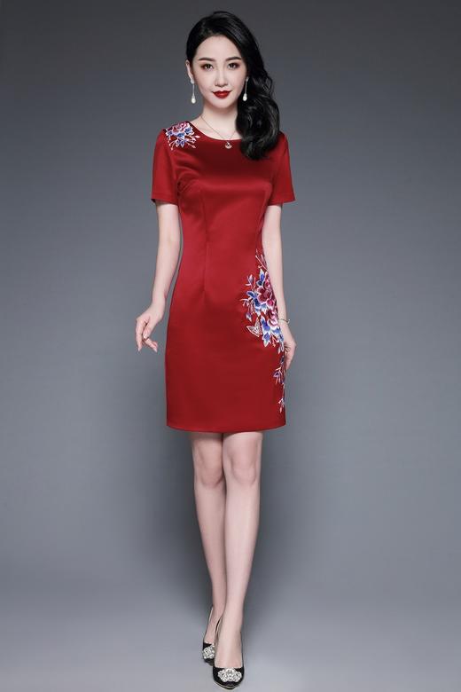 TQ-6677春夏新款高端气质修身礼服 商品图1