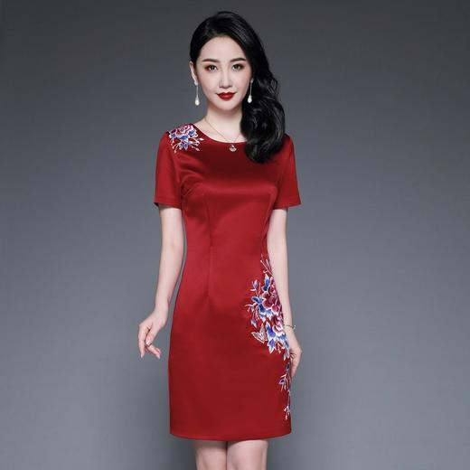 TQ-6677春夏新款高端气质修身礼服 商品图0