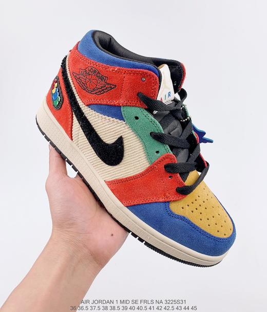 耐克NIKE Blue The Great x Air Jordan 1 Mid休闲时尚板鞋 商品图4
