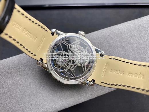 王者归来.BBR荣誉推出全新升级版王者系列陀飞轮腕表.型号RDDBEX0393。做为BBR制表师，首先特别感谢所有支持我们的爱表者们。       复刻腕表总是有一些不可或缺的地方、但我们尽所有能力在 商品图4