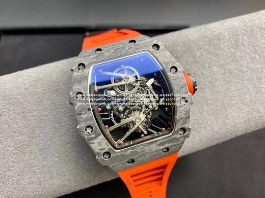 理查德米勒【RICHARD MILLE RM27-02 将碳纤维与石英纤维融合而研发出创新材质，用于表壳制作，具有防磁抗碰撞超轻便等特性， 且色彩鲜明润饰，层次纹理复古粗犷。镂空机芯一体设计，齿轮飞驰 商品图2