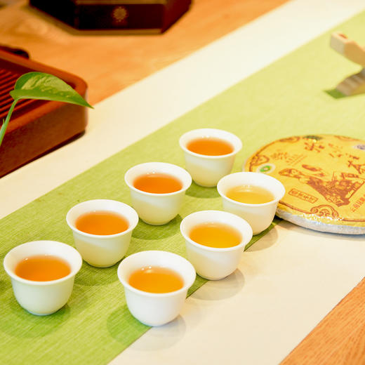 葳盛茶业2011年哈尼公主普洱生茶 商品图2