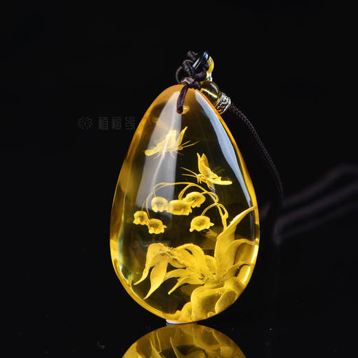 【植福缘】水滴铃兰花琥珀坠-HP2001032(321) 商品图0