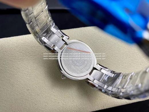 全套包装 钻面石英款，浪琴心月 L81104876，最牛硬货！不要保卡可专柜付费维修！经典不败的浪琴系列-休闲时尚女士石英腕表，体现了以飞翼沙漏标志而闻名于世的浪琴品牌最古老的制造美学，圆润皎洁的明月 商品图8