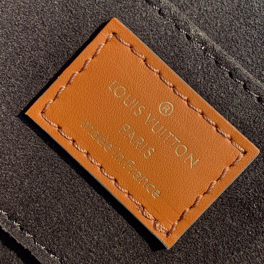 原单LV 达芙妮 Nicolas Ghesquière 于 2019 年春夏季推出全新 Mini M44580-黄花Dauphine 手袋迷你设计融合 商品图7