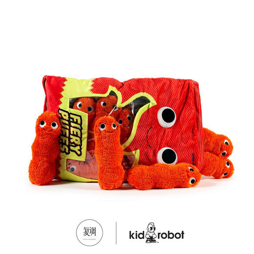 Kidrobot 美味世界系列毛绒玩具 辣脆条 Frye and the Fiery Puffs Yummy World XL Plush 商品图1