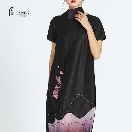TANGY Collection天意莨绸真丝吊染绣花丝巾 商品图2