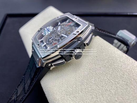 NH 恒宝 大爆炸 计时款｛腕表之家 品牌新闻｝继前年夏天发布SPIRIT OF BIG BANG全黑腕表后，如今Hubiot宇舶表以赛车为灵感，推出全新Spirit of Big Bang限量腕。特 商品图3