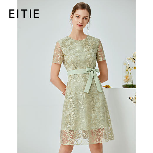 EITIE爱特爱夏季新款时尚收腰蕾丝绣花连衣裙女B2007422 商品图0