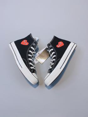 第三代川久保玲小爱心Chuck 70火爆来袭 CDG PLAY x Converse匡威1970s川久保玲小眼睛联名三星标帆布鞋  黑色型号:167804C 米白型号:167805C