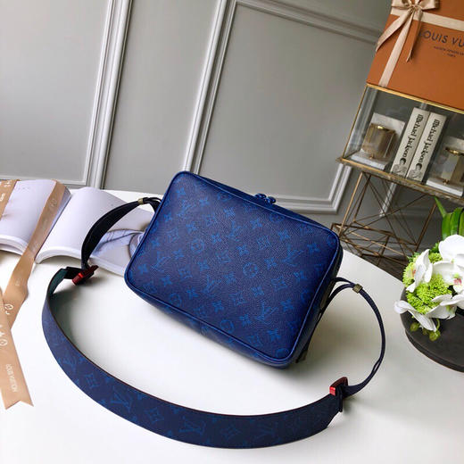 春季特惠💰780 LV 原单品质 M43829🌸男士斜挎包 路易威登T台上别具一格男士斜挎包 商品图2