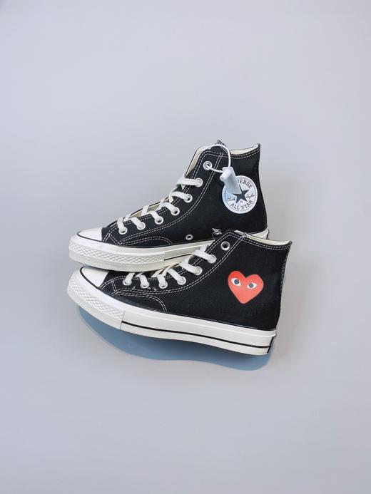 第三代川久保玲小爱心Chuck 70火爆来袭 CDG PLAY x Converse匡威1970s川久保玲小眼睛联名三星标帆布鞋  黑色型号:167804C 米白型号:167805C 商品图2