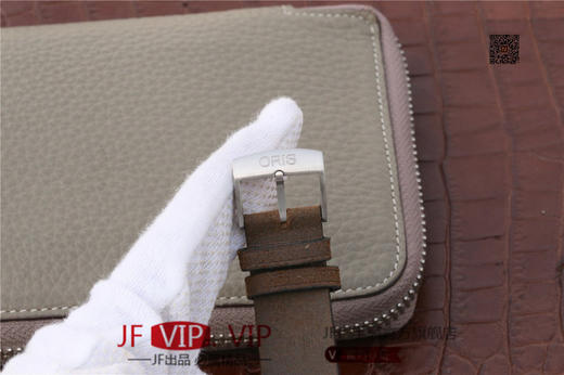 ZZ 豪 li 时(Oris)适时回归，推出Oris Divers Sixty-Five潜水表，再现50年前首次推出的标志性潜水表系列。 男士腕表，自动机械机芯，皮表带，密底 商品图13