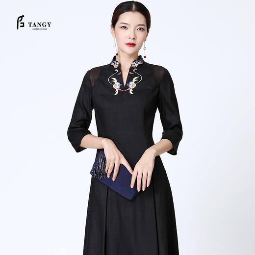 TANGY Collection天意弹力莨刺绣长礼服裙 商品图2