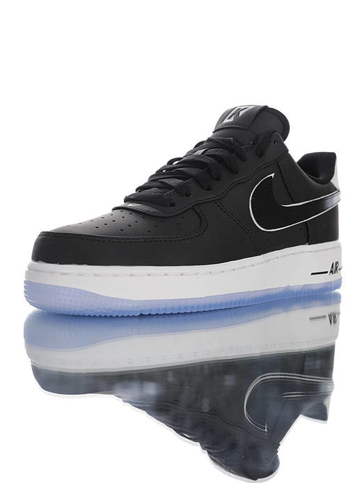 Nike Air Force 1’07 Low 耐克 科林·卡佩尼克NFL巨星联名 移膜平纹皮革鞋面 内置全掌AirSole气垫 空军 黑白渐变冰蓝蘑菇头 商品图0