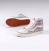 经典安纳海姆已司空见惯VANS 带你玩点不一样的。将SK8-H| 38 DX、ERA 95DX糅合富有设计感的熊猫印花与色彩美学，带来更新颖潮流的街头风格，掀起熊猫印花风潮。型号：TJ59 商品缩略图2